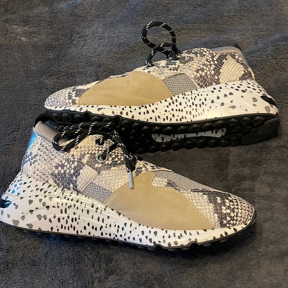 Steve Madden Worn Once Like New Condition - Size … - image 1